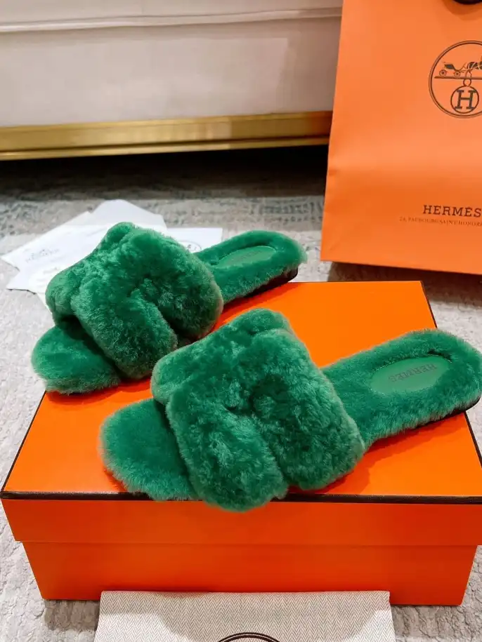 hype Hermes Slippers