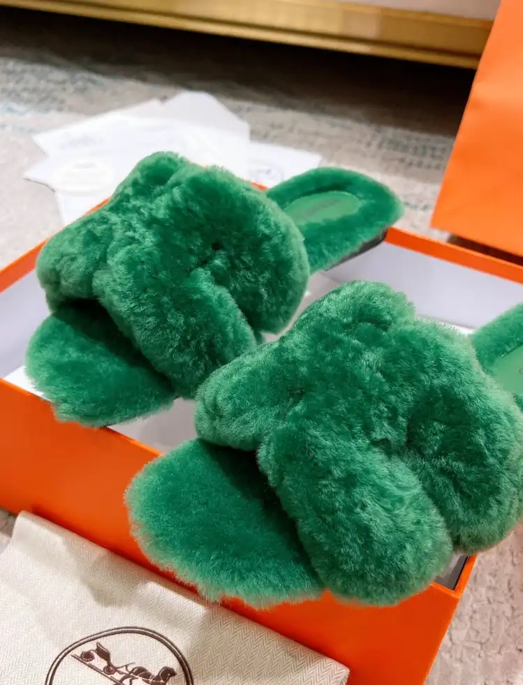 hype Hermes Slippers