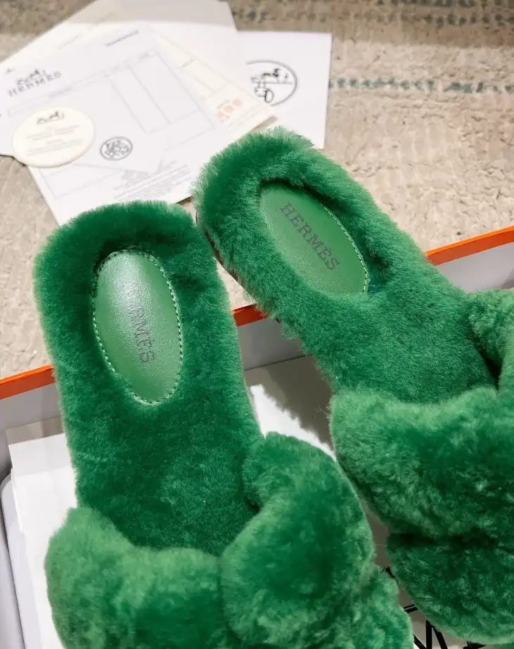 hype Hermes Slippers