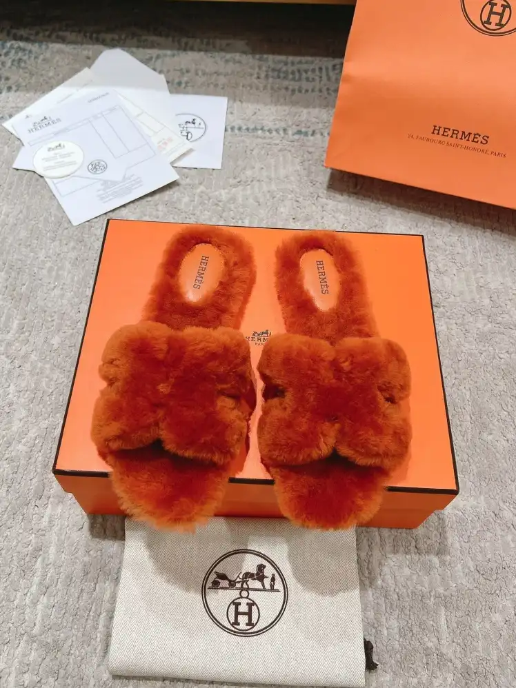 hype Hermes Slippers