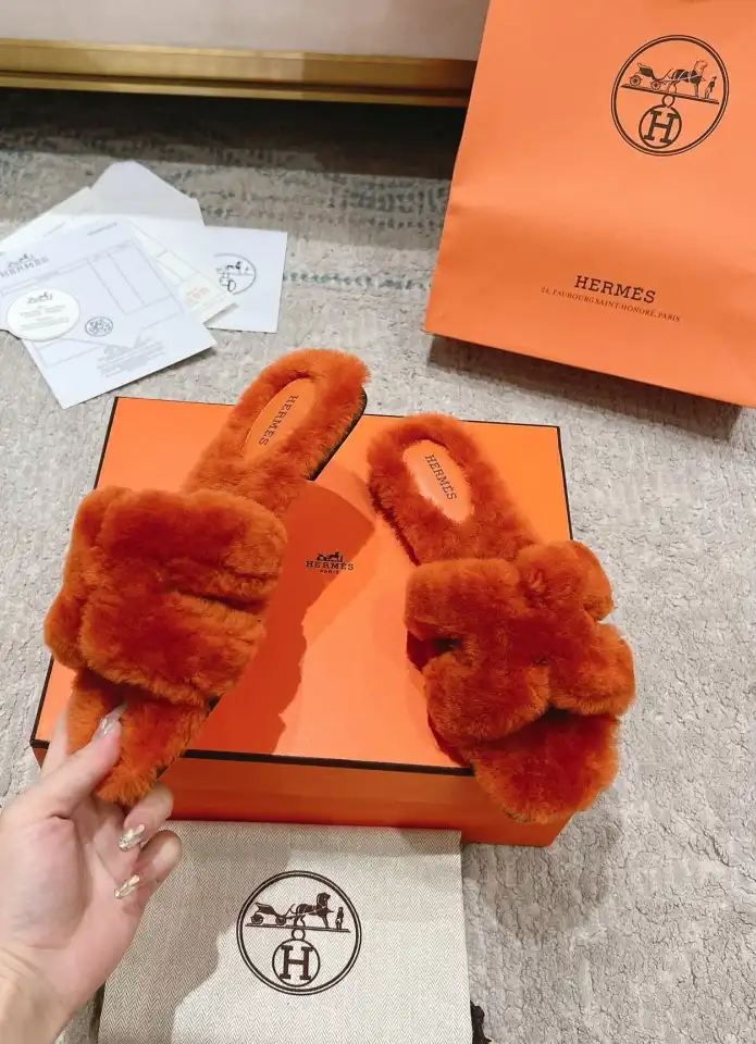 hype Hermes Slippers