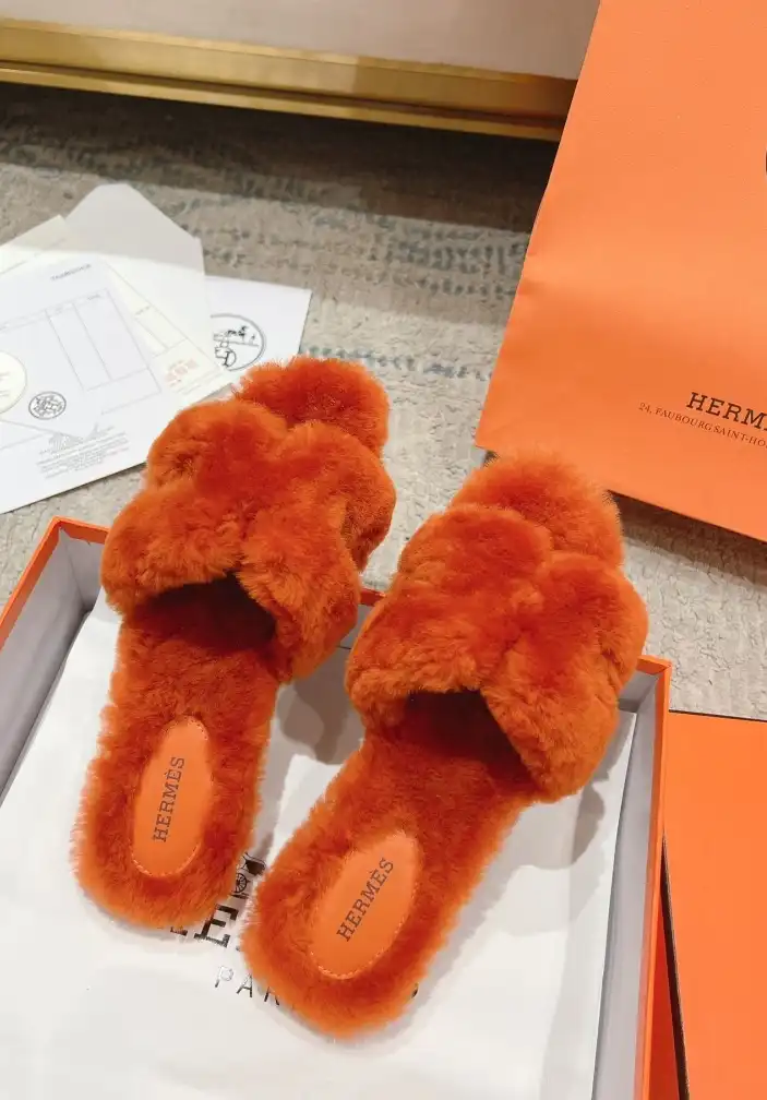 hype Hermes Slippers