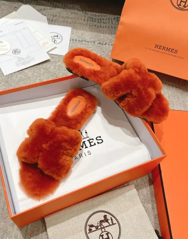 hype Hermes Slippers