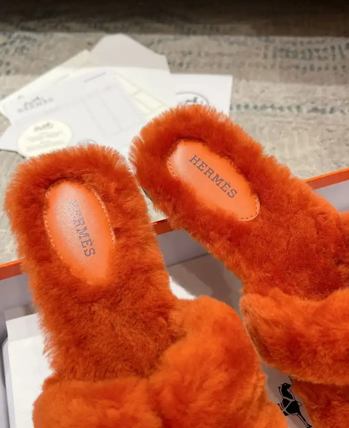 hype Hermes Slippers