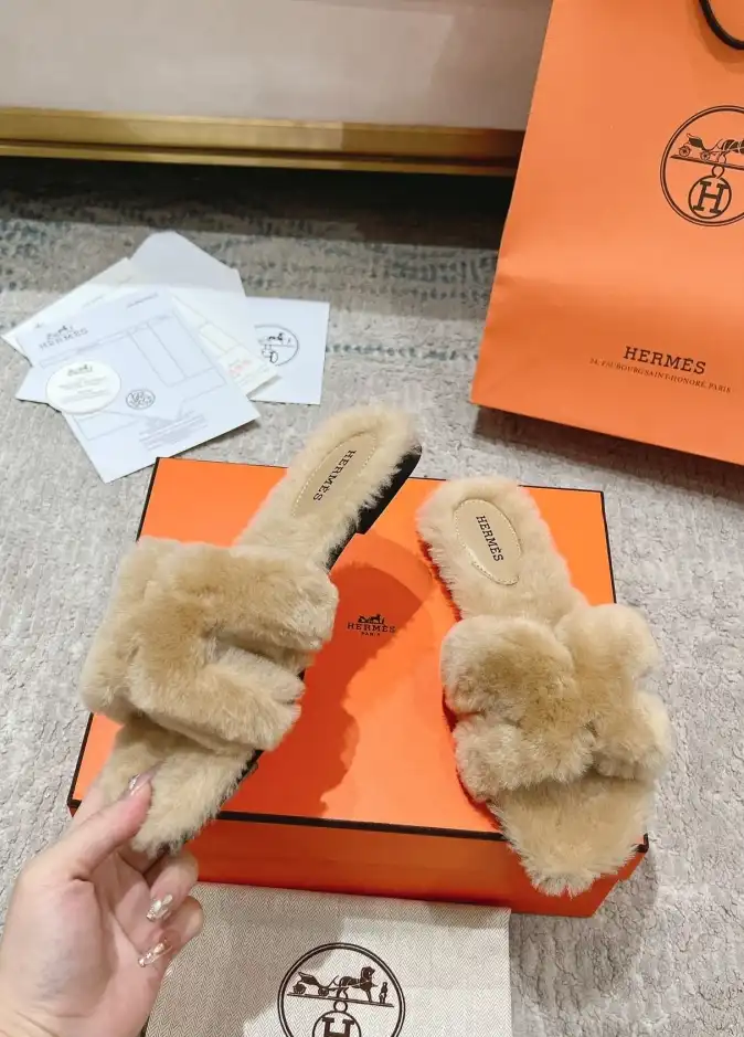 hype Hermes Slippers