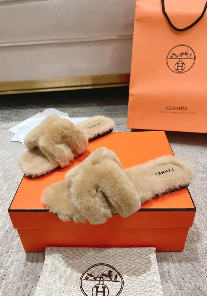 hype Hermes Slippers