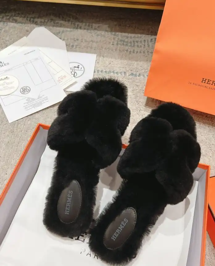 hype Hermes Slippers