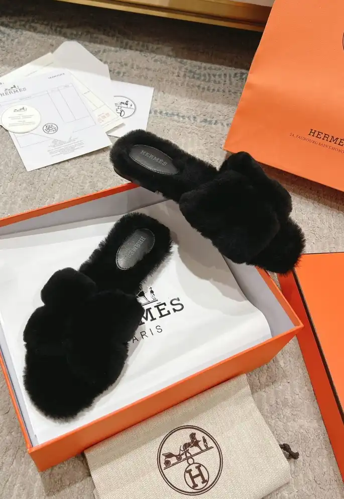 hype Hermes Slippers