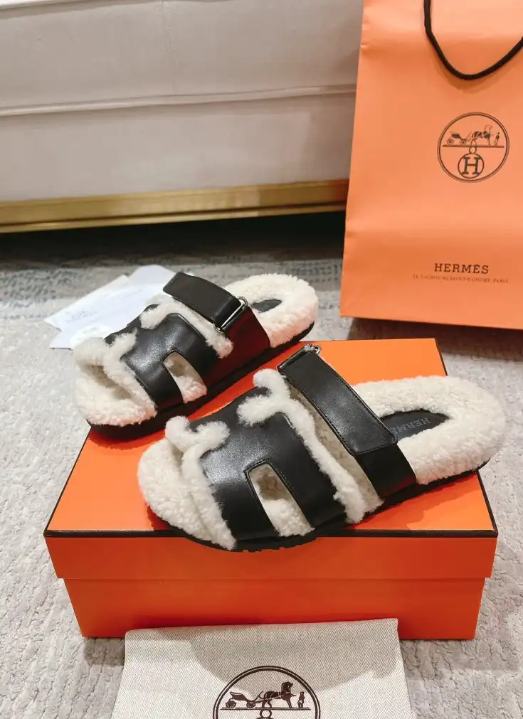 hype Hermes Slippers