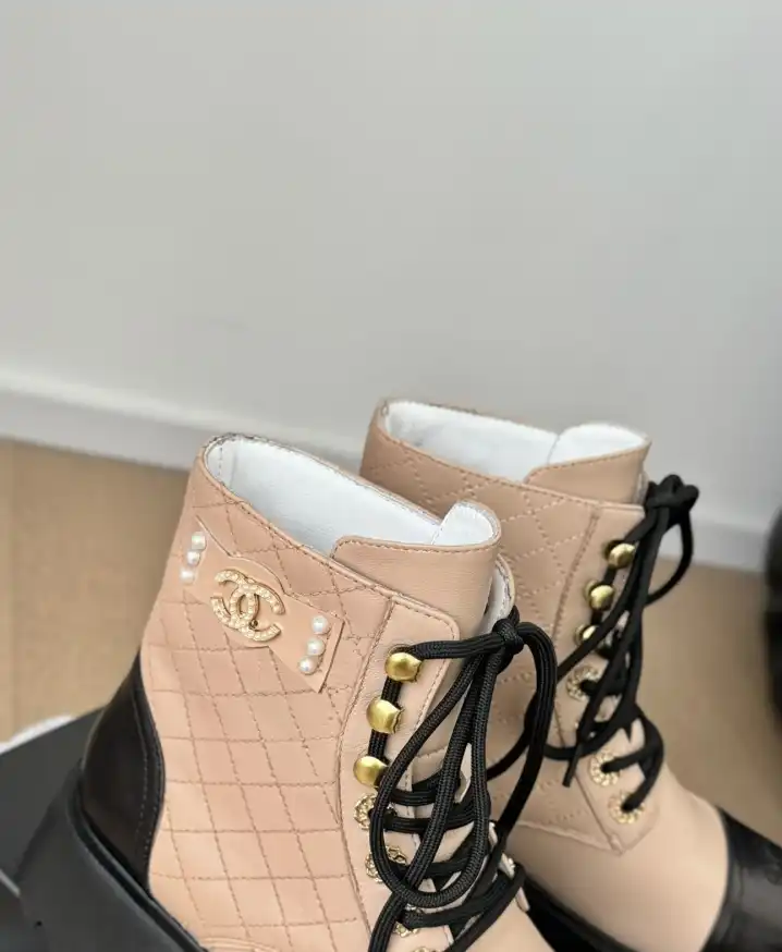 hype Chanel Boots