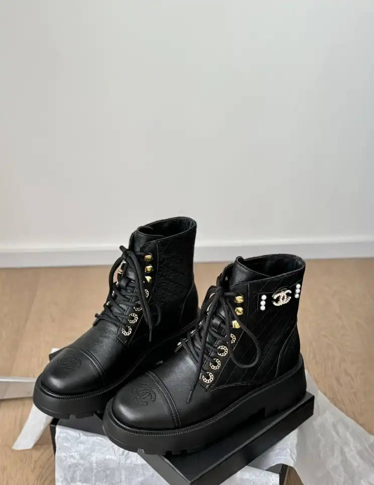 hype Chanel Boots