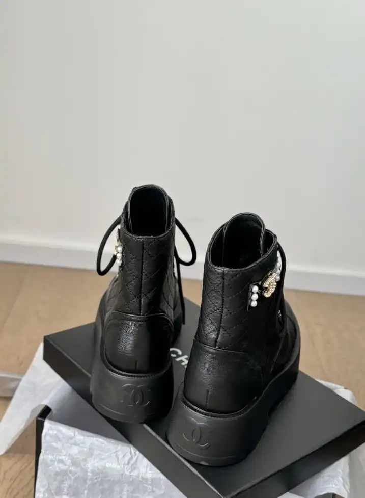 hype Chanel Boots