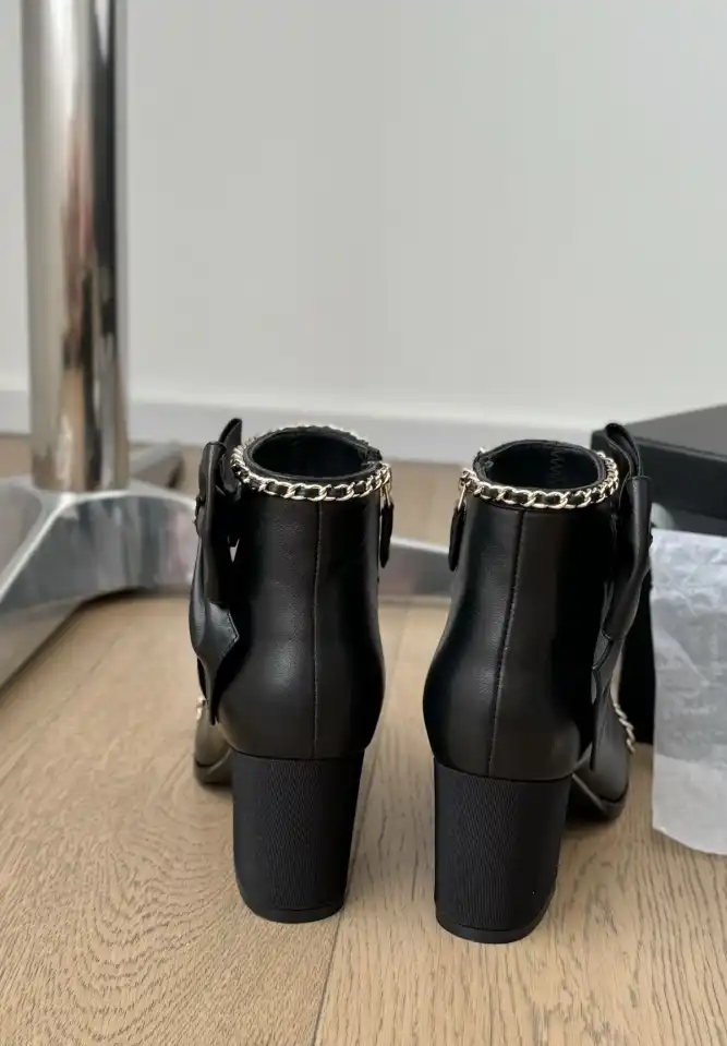 hype Chanel Boots