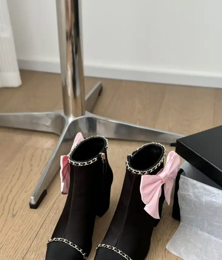 hype Chanel Boots