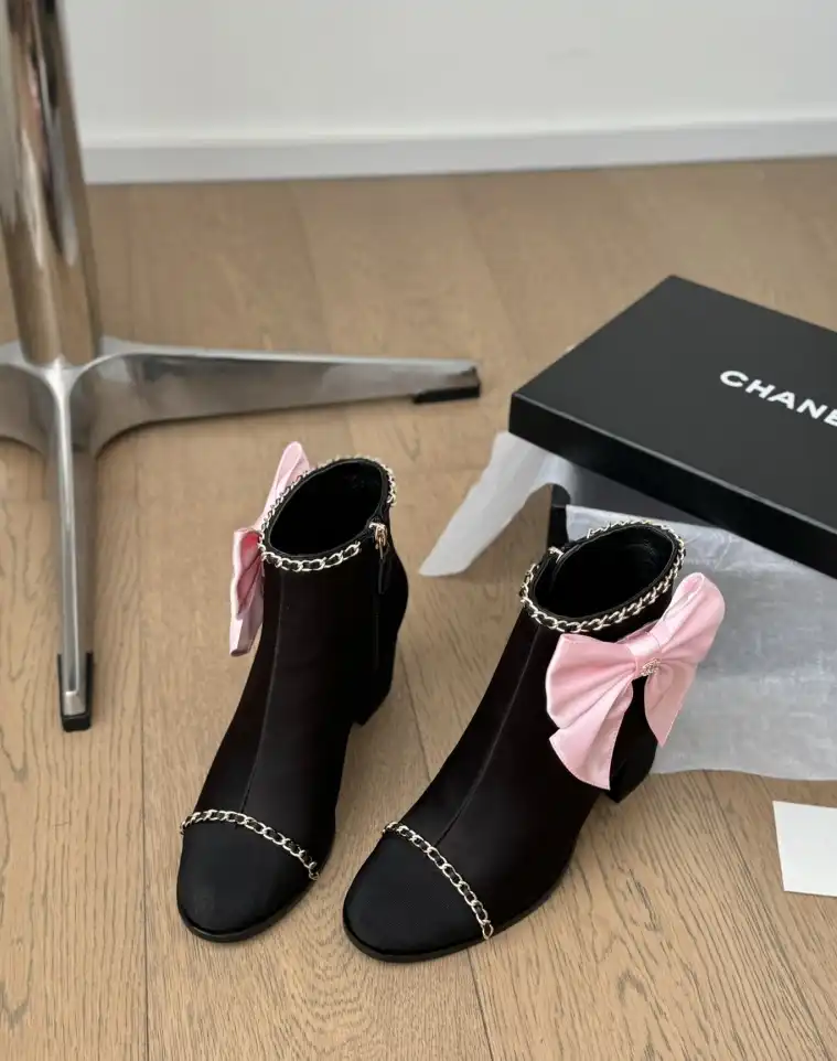 hype Chanel Boots