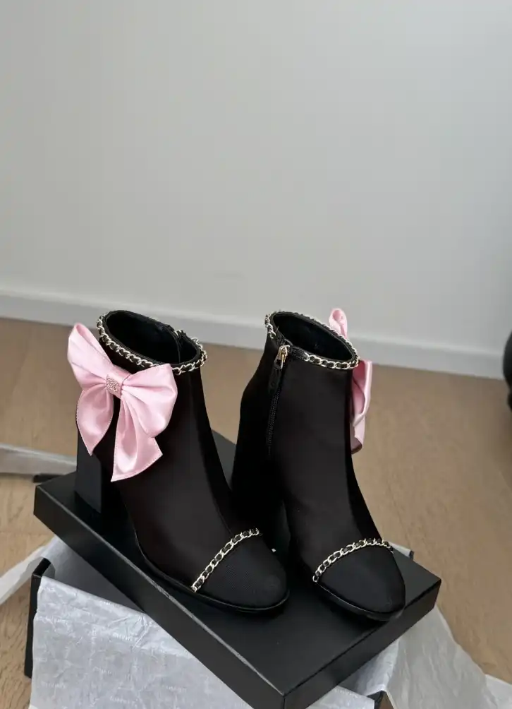 hype Chanel Boots