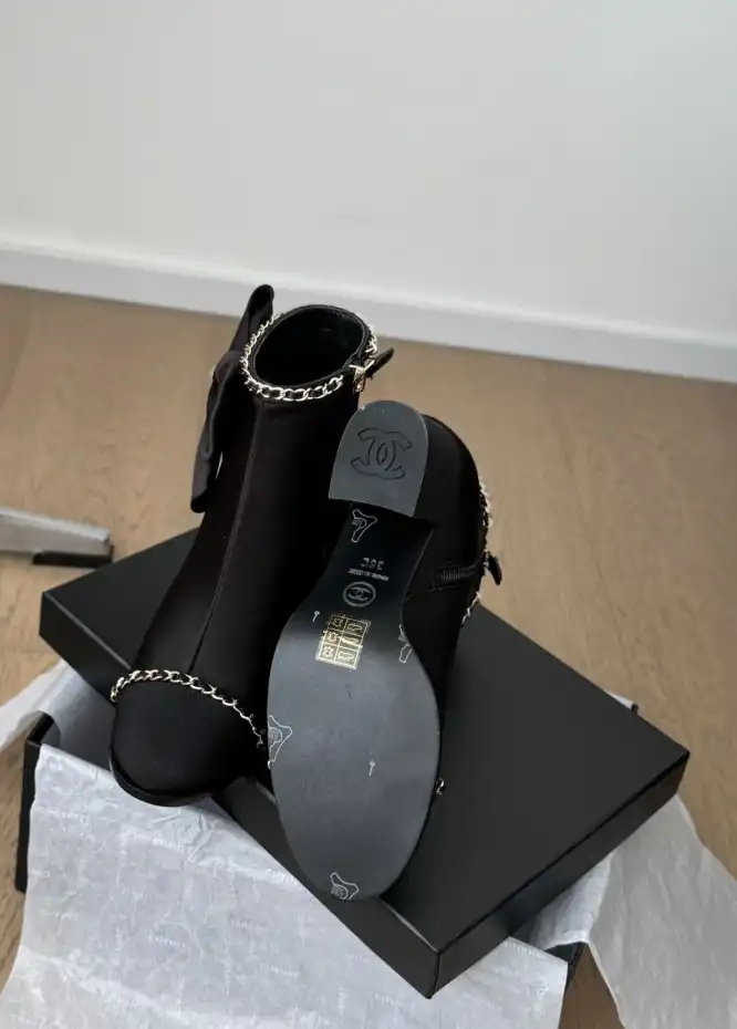 hype Chanel Boots