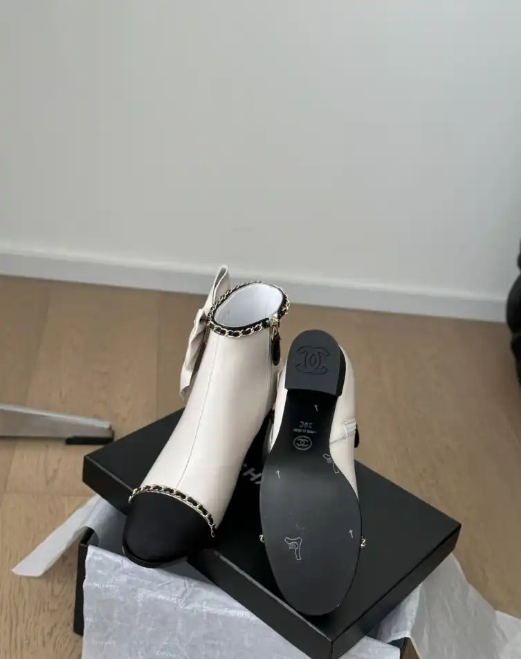 hype Chanel Boots