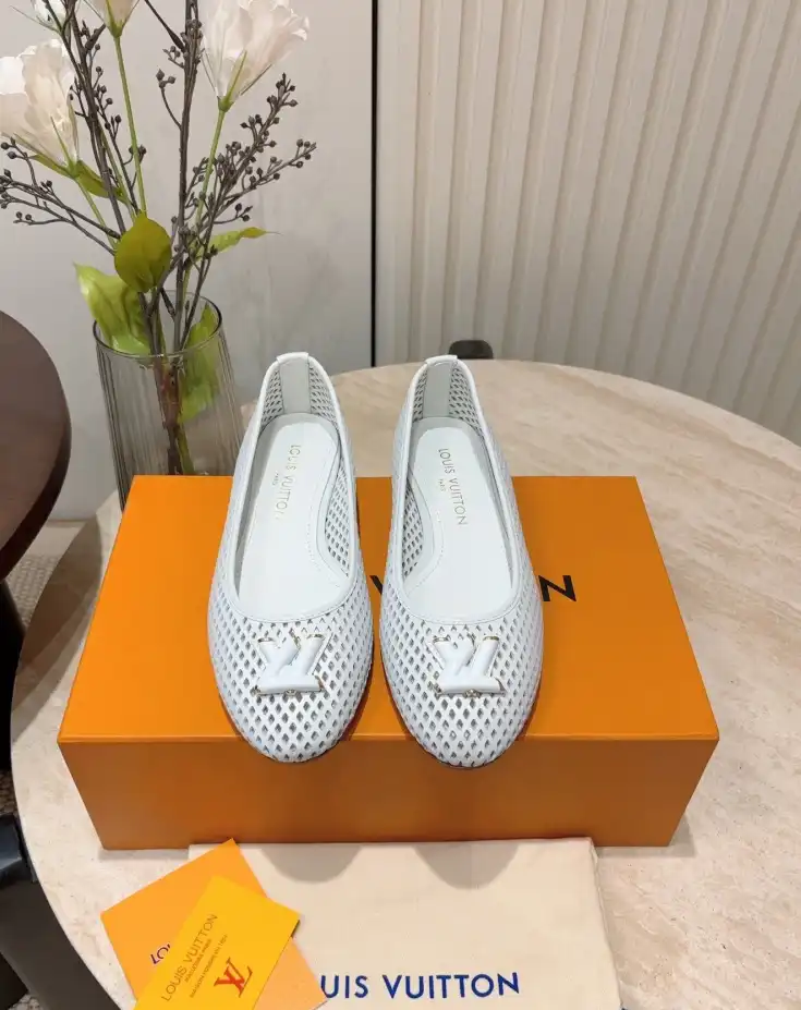 hype LV flat shoes