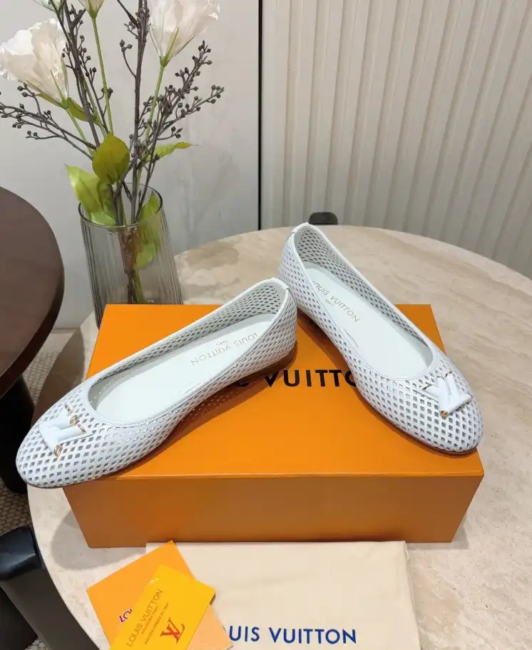 hype LV flat shoes