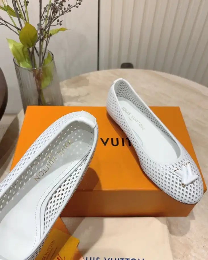 hype LV flat shoes