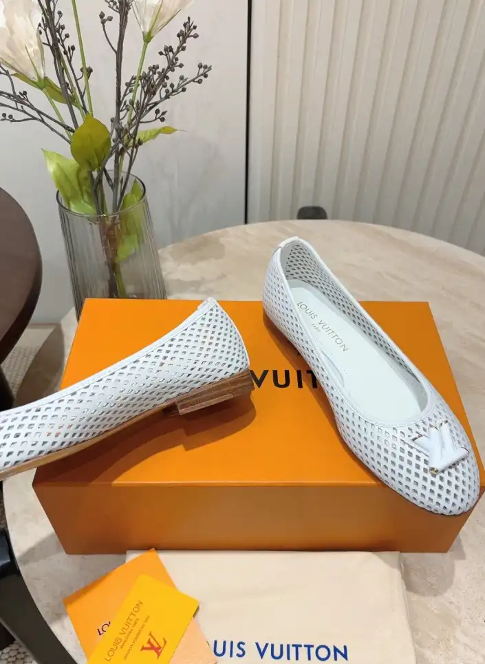 hype LV flat shoes