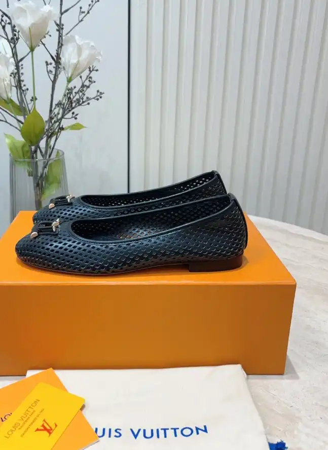 hype LV flat shoes