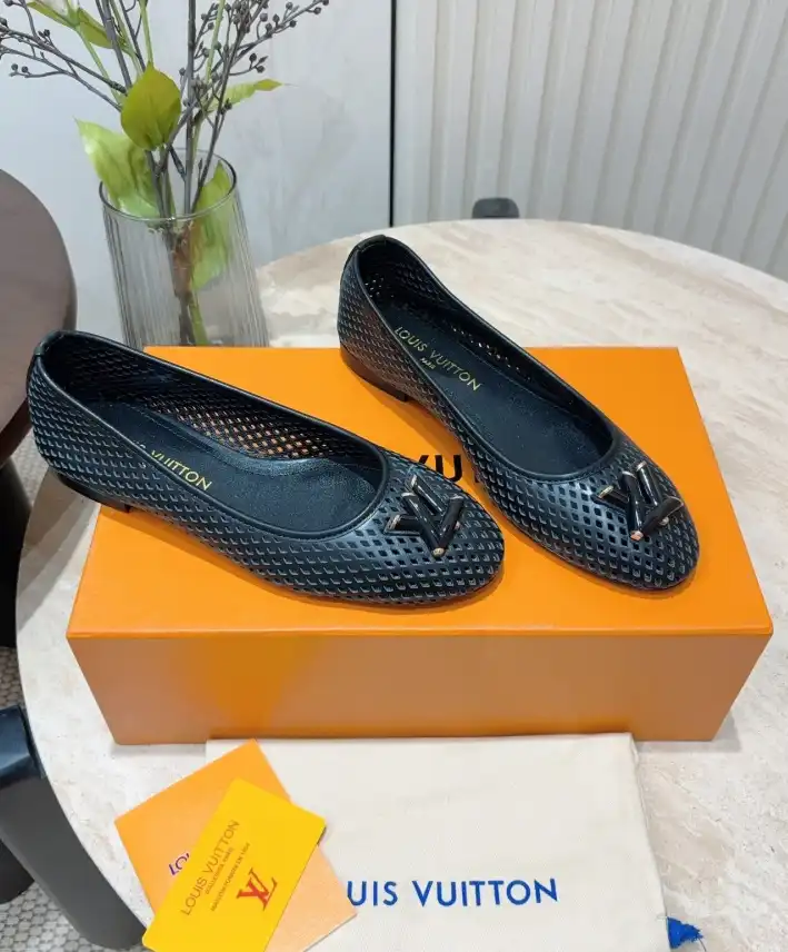 hype LV flat shoes