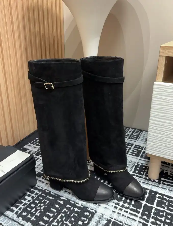 hype Chanel Boots