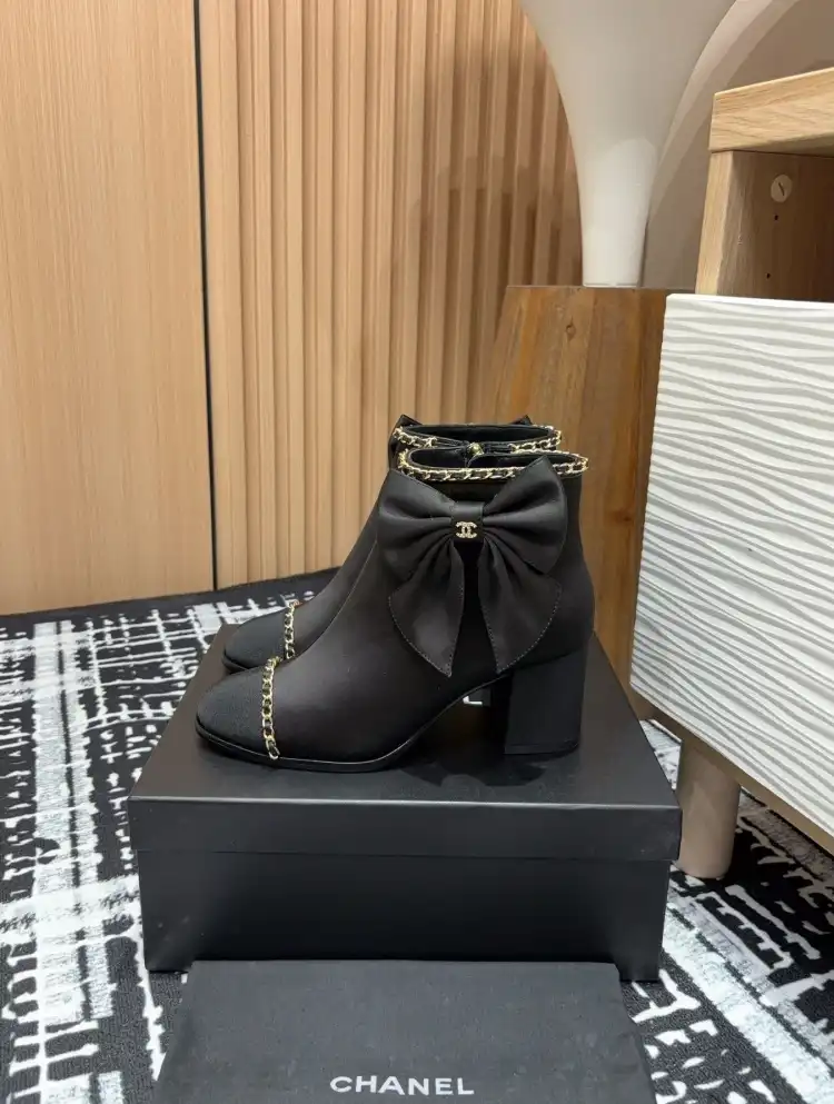 hype Chanel Boots