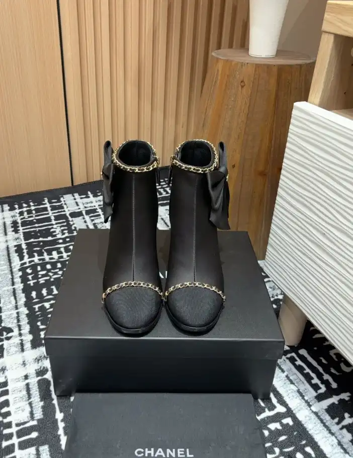 hype Chanel Boots