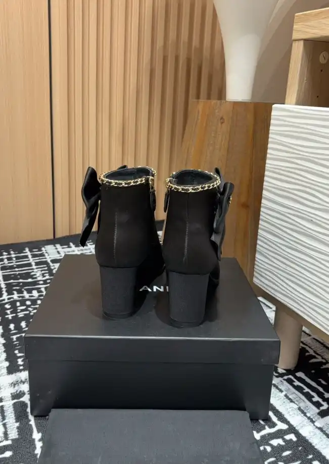 hype Chanel Boots