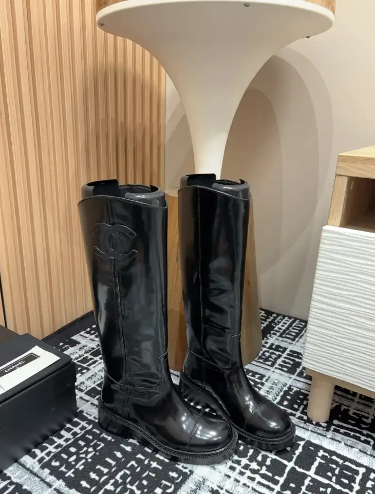 hype Chanel Boots