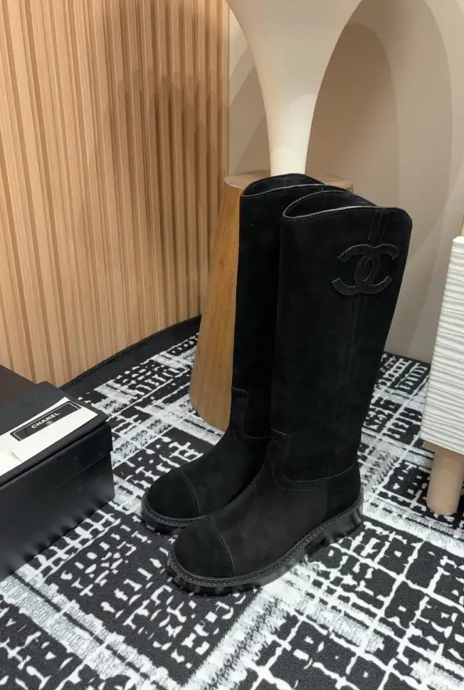 hype Chanel Boots