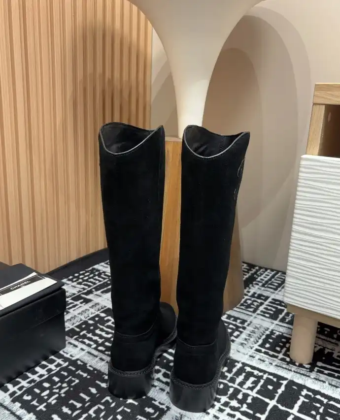 hype Chanel Boots