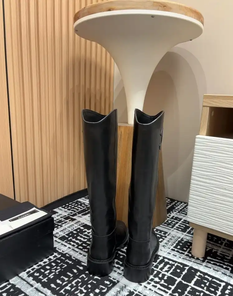 hype Chanel Boots