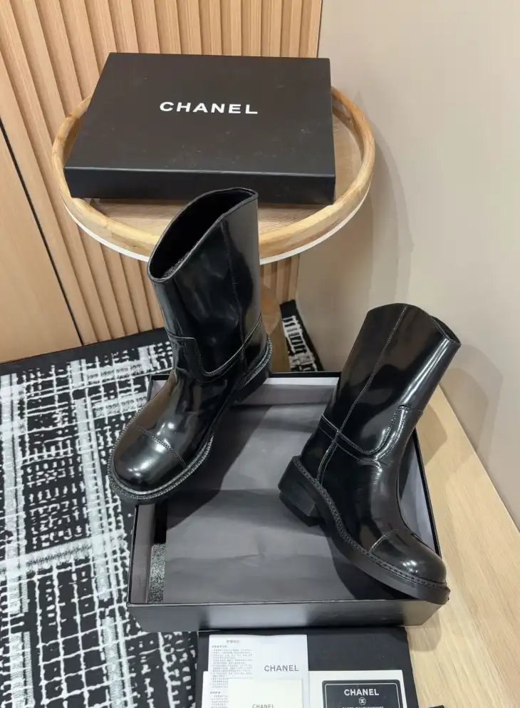 hype Chanel Boots