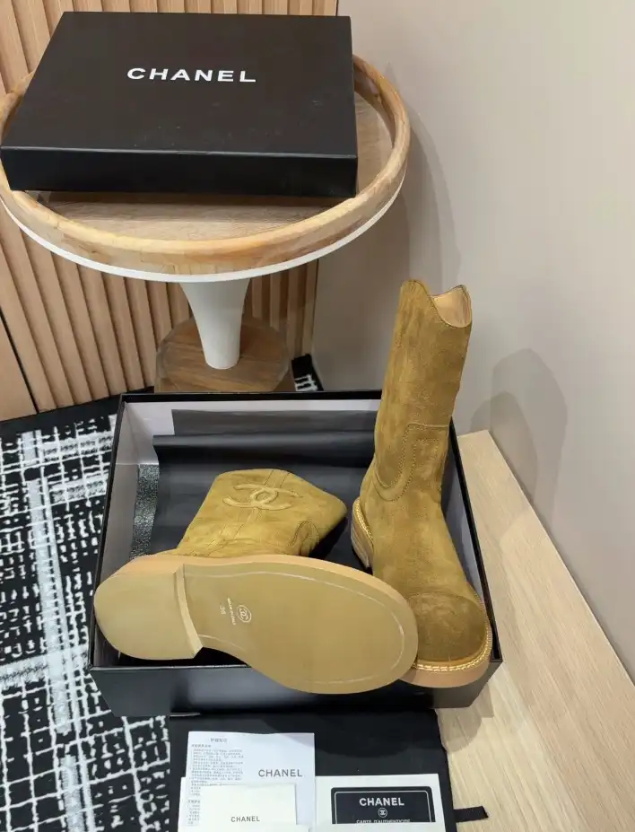 hype Chanel Boots