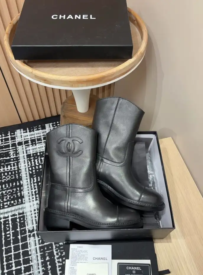 hype Chanel Boots