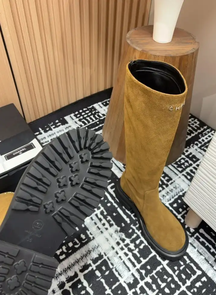 hype Chanel Boots