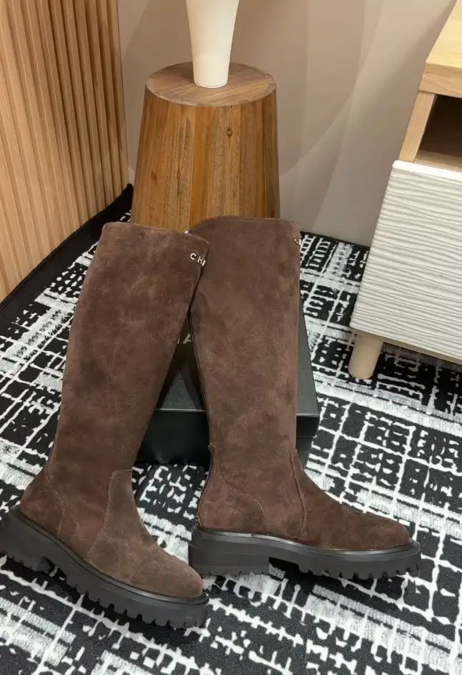 hype Chanel Boots