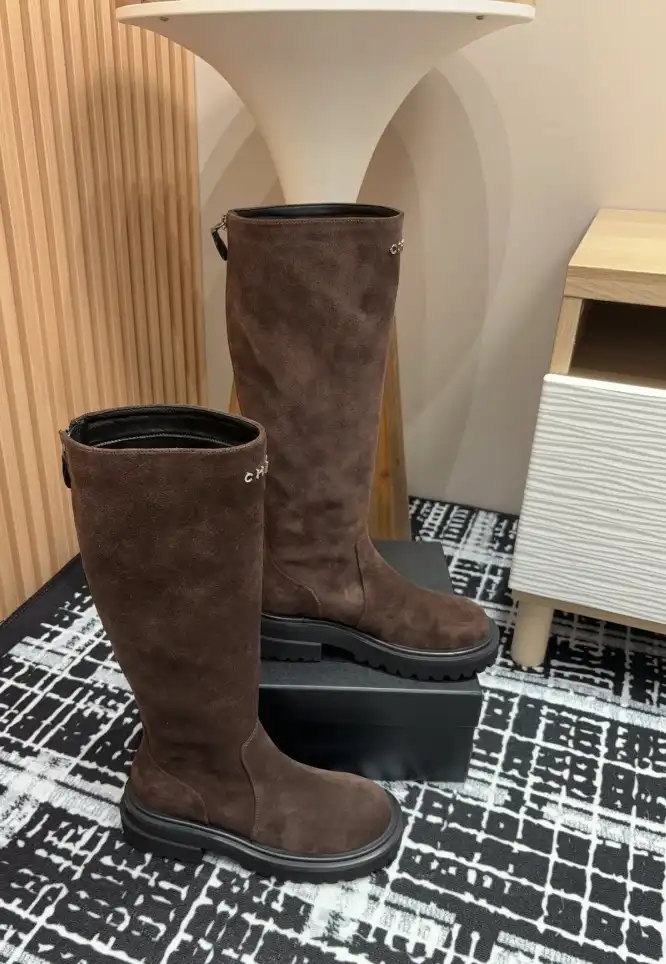 hype Chanel Boots