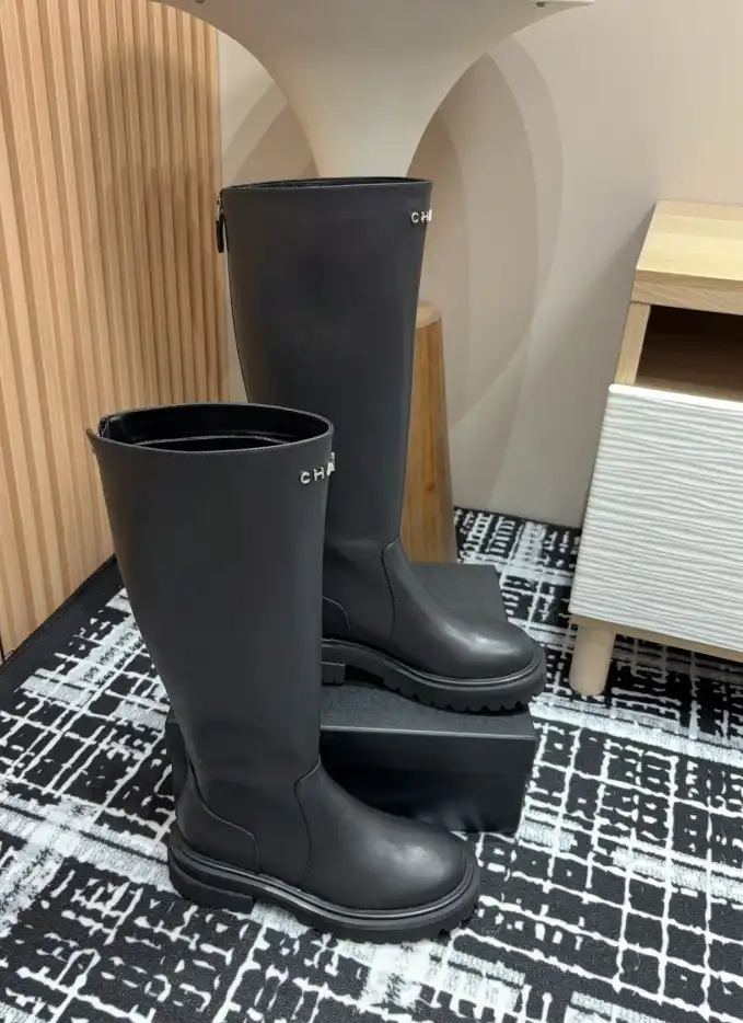 hype Chanel Boots