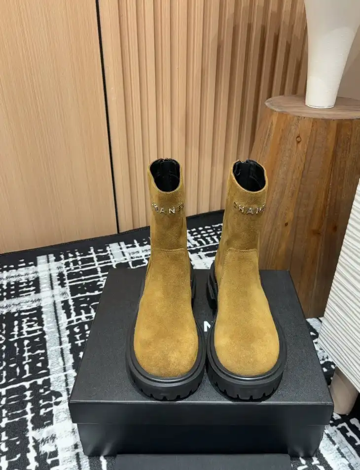 hype Chanel Boots