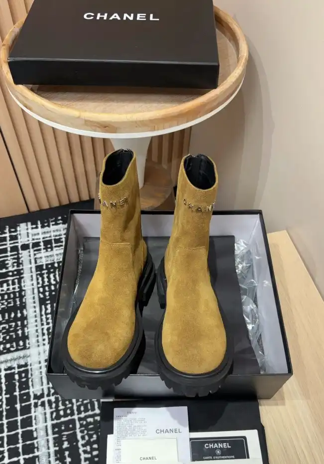 hype Chanel Boots