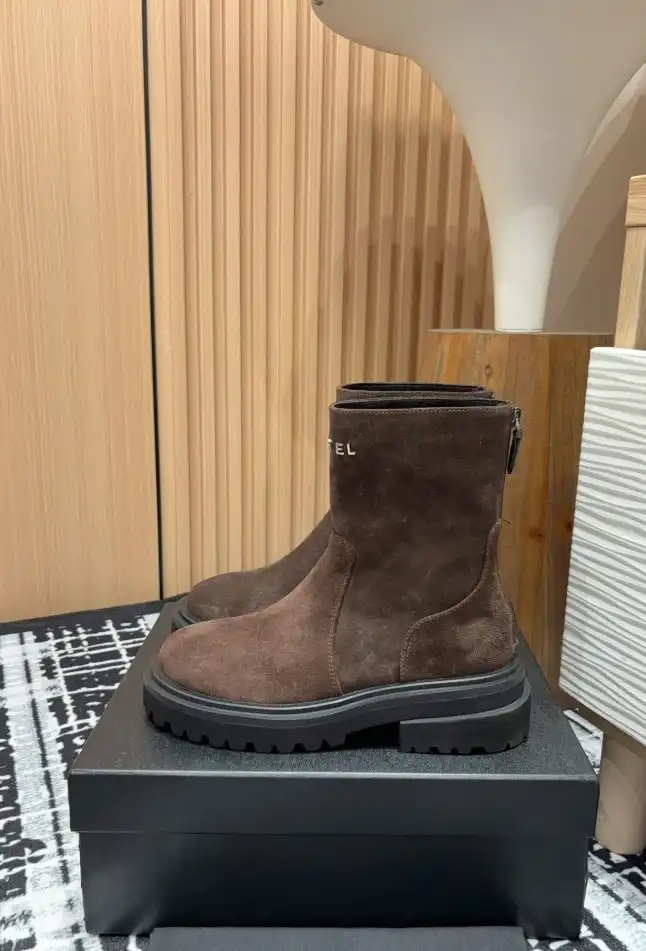 hype Chanel Boots