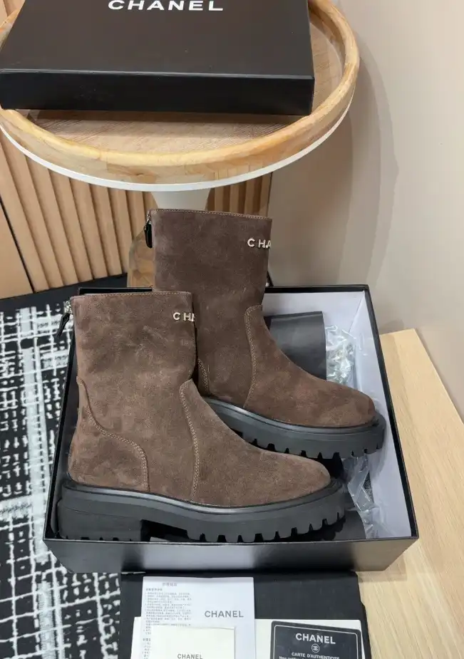 hype Chanel Boots