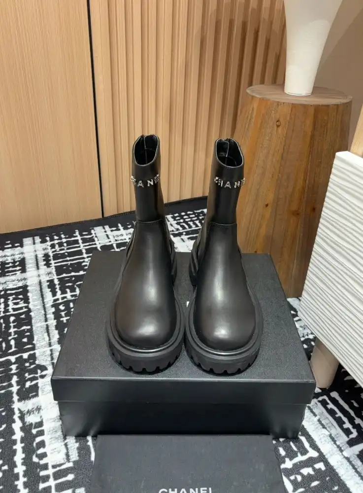 hype Chanel Boots