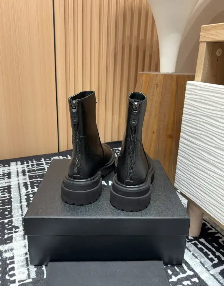 hype Chanel Boots