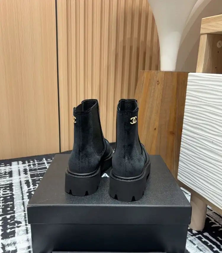 hype Chanel Boots